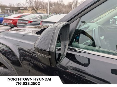 Used 2024 Volkswagen Atlas SE image 38