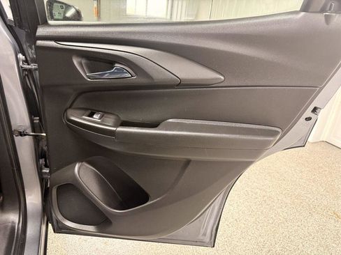 Used 2021 Chevrolet TrailBlazer RS w/ Sun and Liftgate Package AWD/4WD image 34