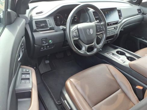 Used 2025 Honda Ridgeline RTL image 17