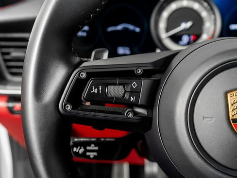 Used 2021 Porsche 911 Carrera 4S image 46