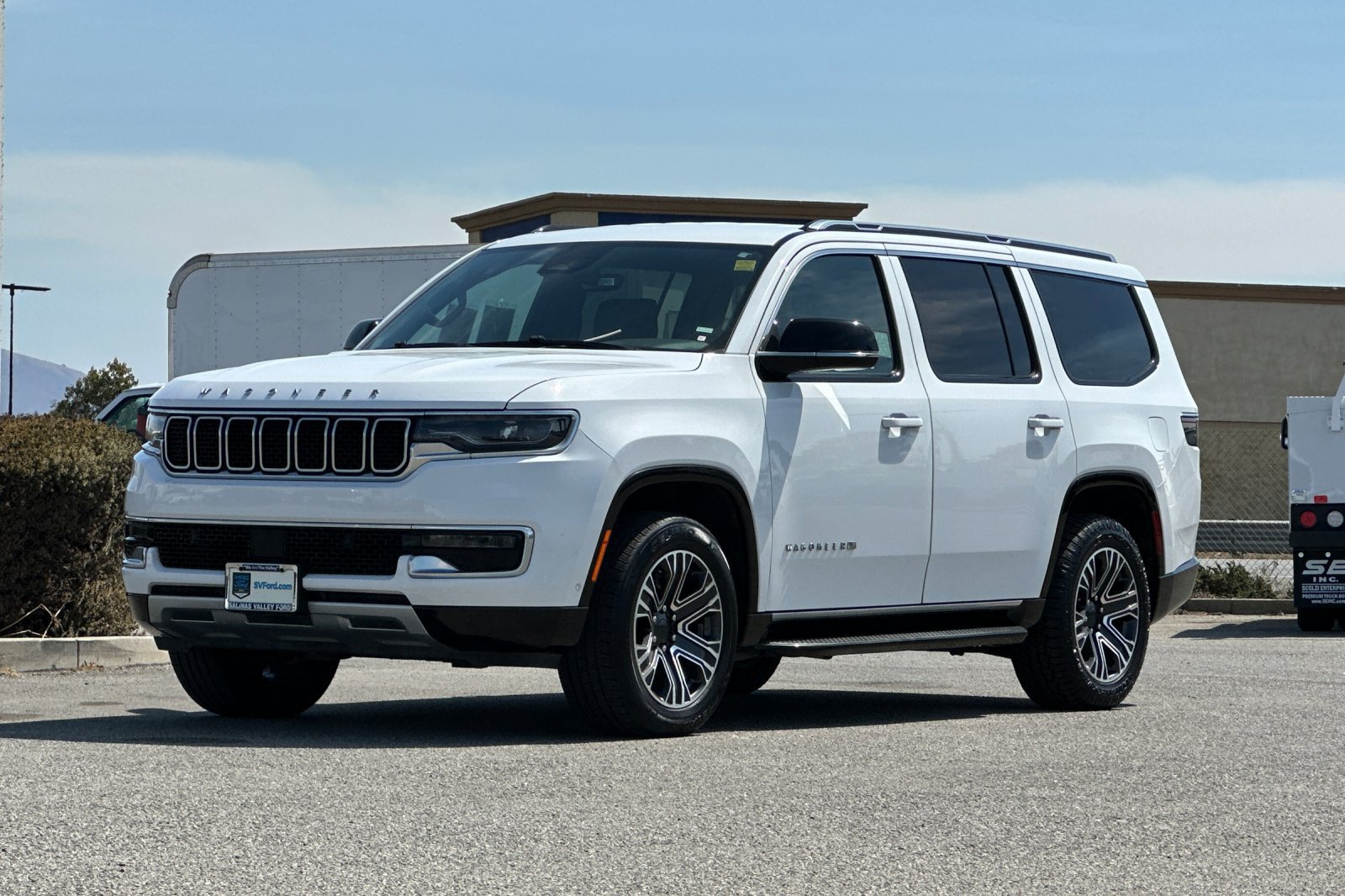 Used 2024 Jeep Wagoneer Series II AWD/4WD image 8
