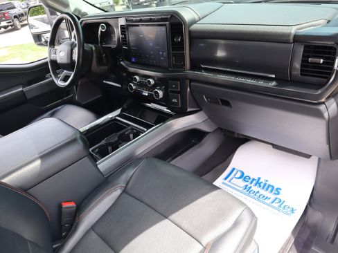Used 2023 Ford F250 Lariat w/ Black Appearance Package AWD/4WD image 37