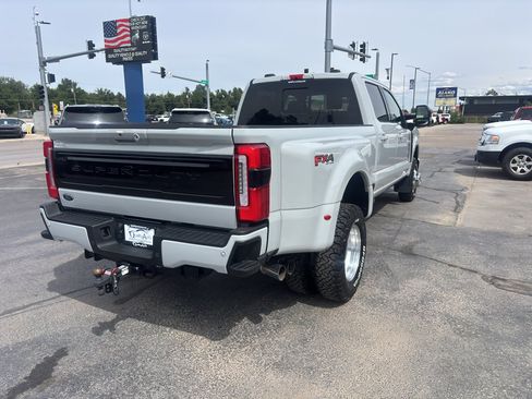 Used 2025 Ford F350 Platinum AWD/4WD image 6