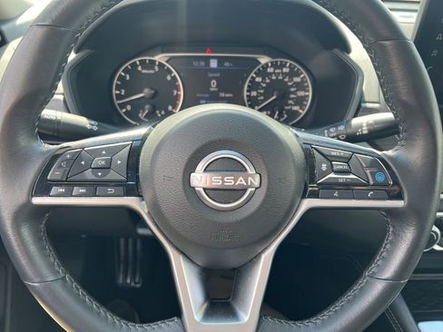 Used 2023 Nissan Altima 2.5 SV w/ SV Premium Package image 55