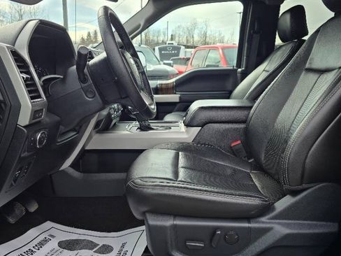 Used 2020 Ford F150 Lariat w/ Equipment Group 502A Luxury AWD/4WD image 11