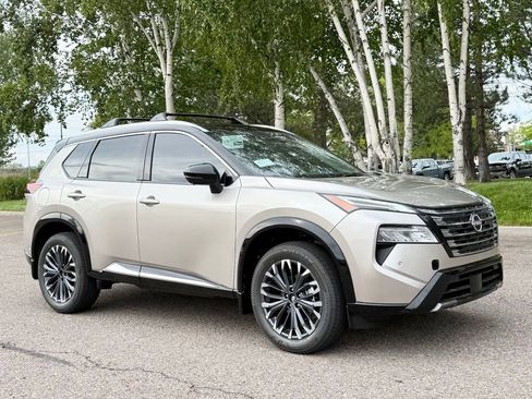 New 2026 Nissan Rogue Platinum w/ Platinum Premium Package image 2