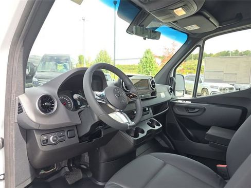New 2026 Mercedes-Benz Sprinter 2500 image 20