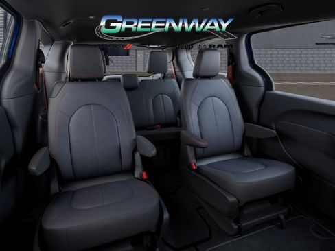 New 2027 Chrysler Pacifica Select FWD image 15