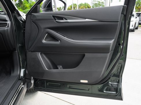 Certified 2026 INFINITI QX60 Luxe w/ Cargo Package FWD image 35