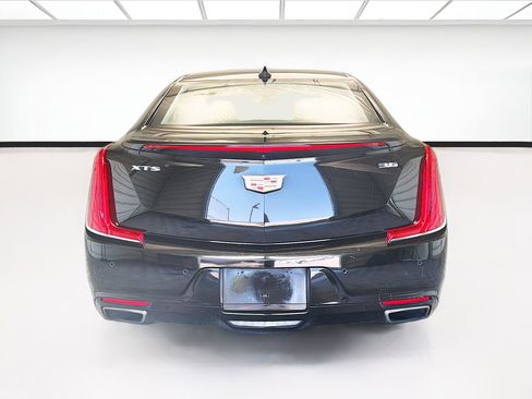 Used 2018 Cadillac XTS Luxury FWD image 5
