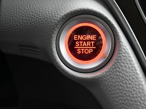 Used 2019 Honda Accord LX image 16