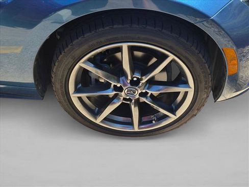 Used 2020 MAZDA MX-5 Miata RF Grand Touring RWD image 8