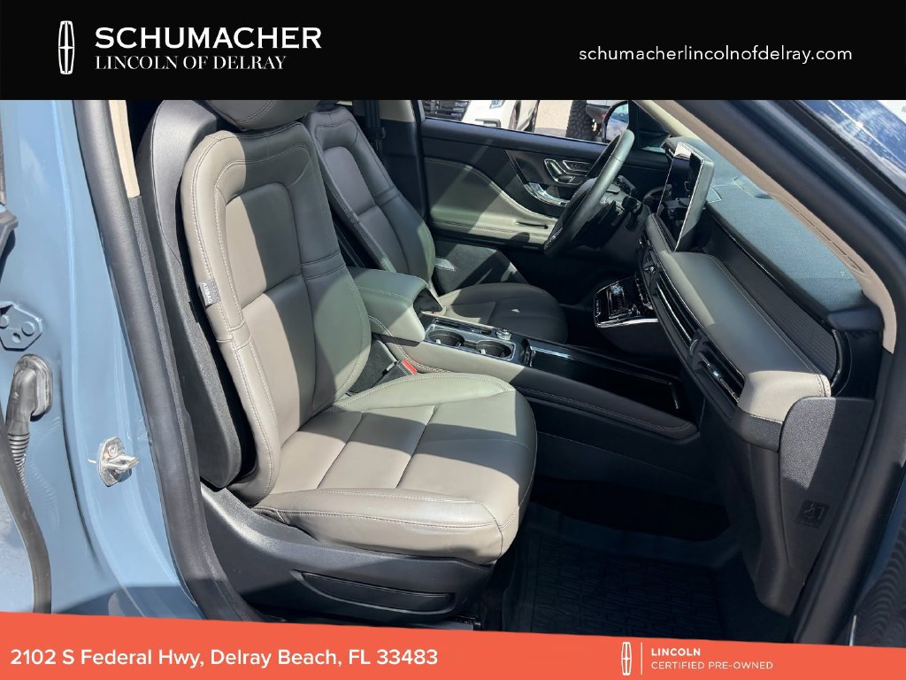 Certified 2025 Lincoln Corsair FWD image 16