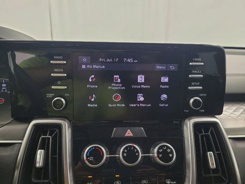 Used 2023 Kia Sorento LX FWD image 25