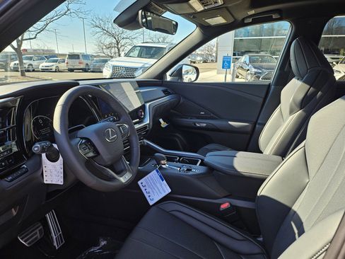 New 2026 Lexus TX 350 AWD image 9