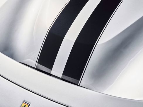 Used 2020 Ferrari 488 Pista Coupe RWD image 8