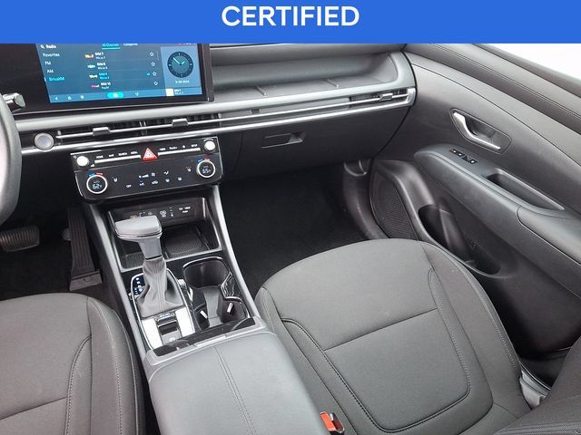 Certified 2025 Hyundai Tucson SEL AWD/4WD image 16