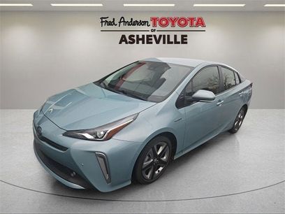 Used 2022 Toyota Prius L Eco