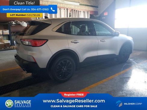 Used 2020 Ford Escape SE FWD image 4