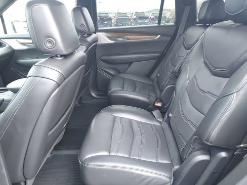 Used 2021 Cadillac XT6 Sport w/ Platinum Package AWD/4WD image 14