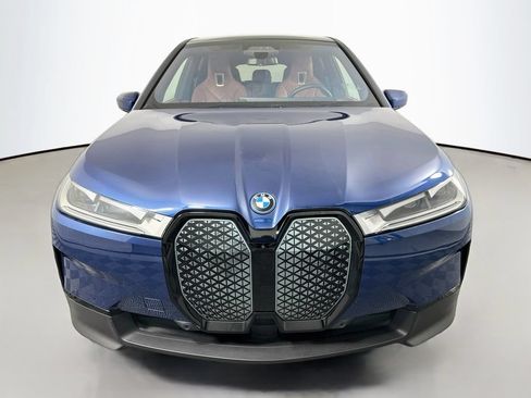 Used 2024 BMW iX xDrive50 AWD/4WD image 2