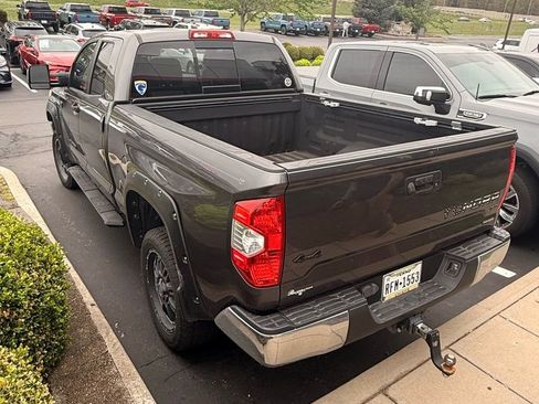 Used 2018 Toyota Tundra SR5 w/ SR5 Upgrade Package image 8