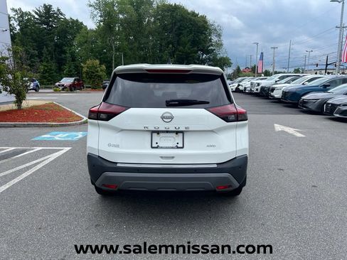Used 2023 Nissan Rogue S AWD/4WD image 6