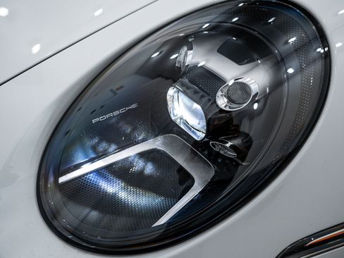 Certified 2022 Porsche 911 Carrera S image 23