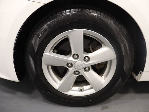 Used 2015 Kia Optima LX image 23