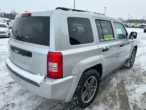 Used 2009 Jeep Patriot Sport image 5
