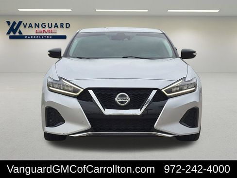 Used 2022 Nissan Maxima SV w/ Floor Mat Group FWD image 2