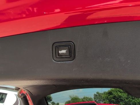 Certified 2021 Chevrolet Blazer RS w/ Enhanced Convenience Package image 14