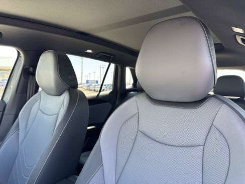 New 2026 Volkswagen Tiguan SE R-Line FWD image 23