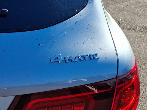 Used 2022 Mercedes-Benz GLC 300 4MATIC w/ Multimedia Package Lite image 31