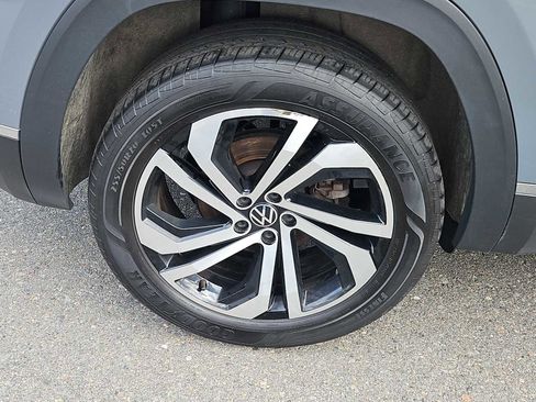 Used 2023 Volkswagen Atlas Cross Sport SEL image 9