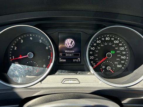 Used 2019 Volkswagen Tiguan SE AWD/4WD image 21