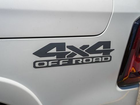 New 2026 RAM 1500 Laramie AWD/4WD image 23