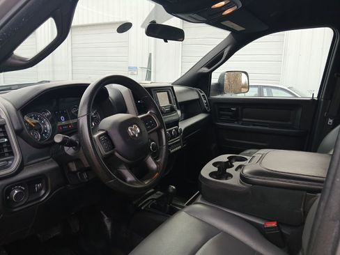 Used 2022 RAM 3500 Tradesman w/ Chrome Appearance Group image 27