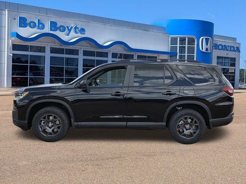 New 2026 Honda Pilot TrailSport image 7