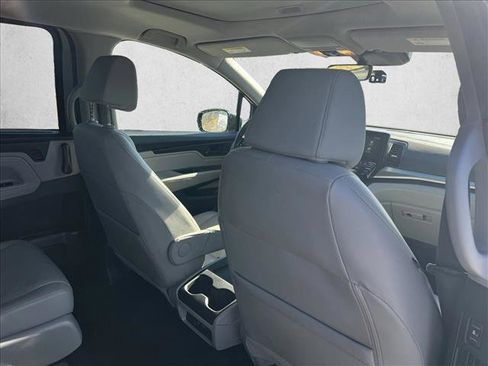Used 2019 Honda Odyssey EX-L image 22