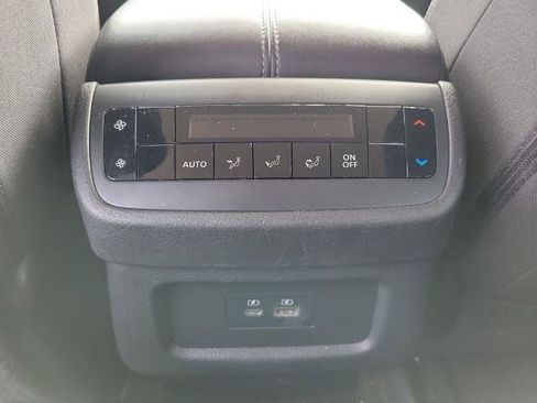 Certified 2024 Nissan Pathfinder SV FWD image 15