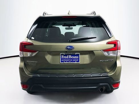 Certified 2023 Subaru Forester Limited image 9