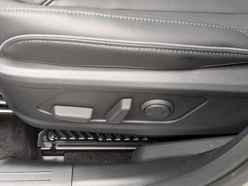 New 2025 Hyundai Santa Cruz Limited image 8