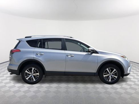 Used 2017 Toyota RAV4 XLE FWD image 15