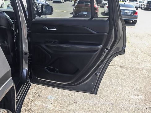 Used 2023 Jeep Grand Cherokee L Laredo AWD/4WD image 19