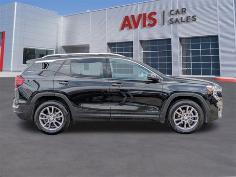 Used 2023 GMC Terrain SLT image 5