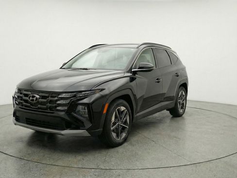 Used 2025 Hyundai Tucson SEL image 3