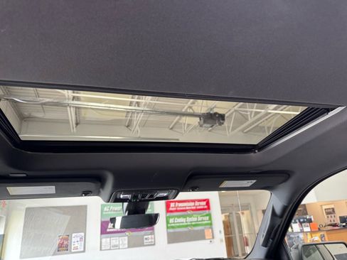 Used 2019 GMC Sierra 1500 AT4 w/ AT4 Premium Package AWD/4WD image 16