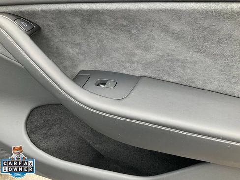 Used 2023 Tesla Model Y Long Range AWD/4WD image 82