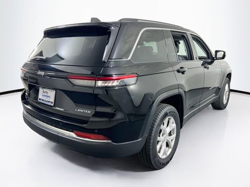 Used 2022 Jeep Grand Cherokee Limited image 5